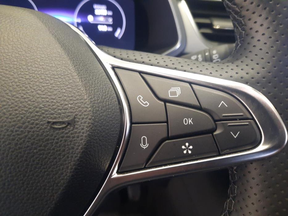 RENAULT Captur 2024