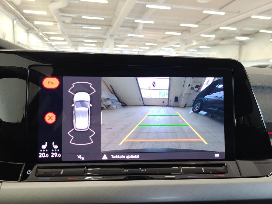 VOLKSWAGEN GOLF 2023