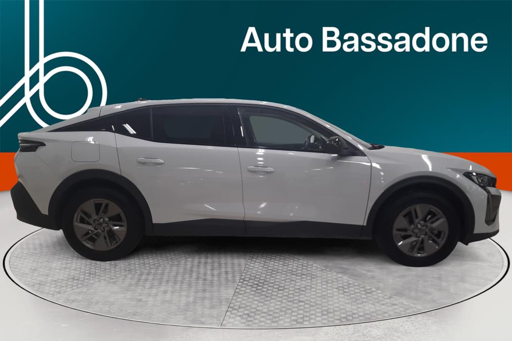 PEUGEOT 408 2024