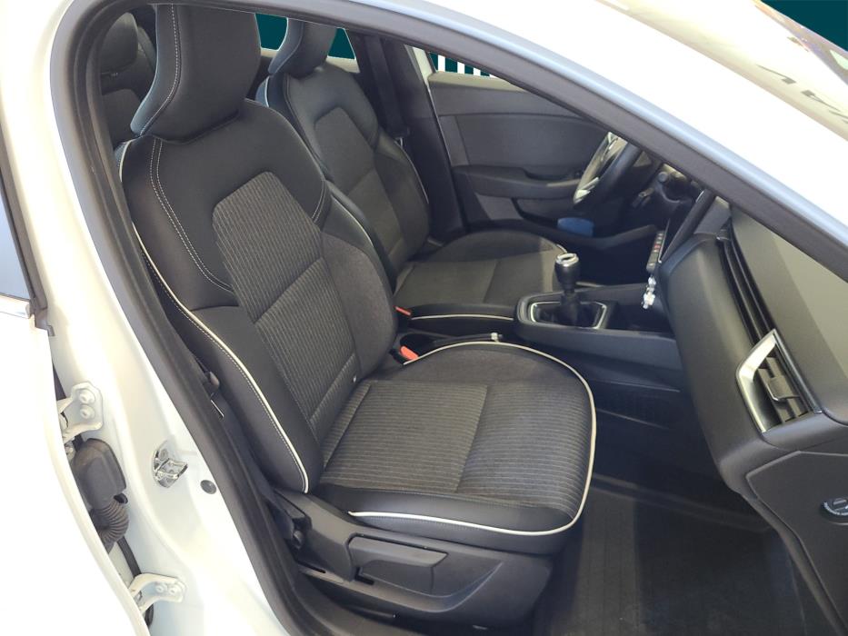 Renault Clio 2023