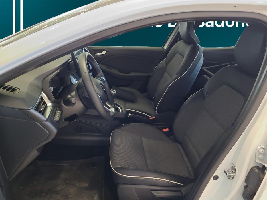 Renault Clio 2023