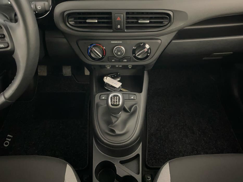 HYUNDAI i10 2024