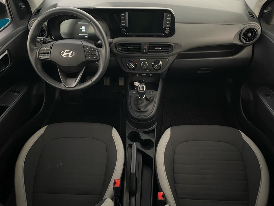 HYUNDAI i10 2024