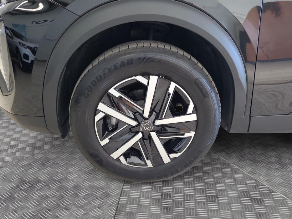 PEUGEOT 2008 2024