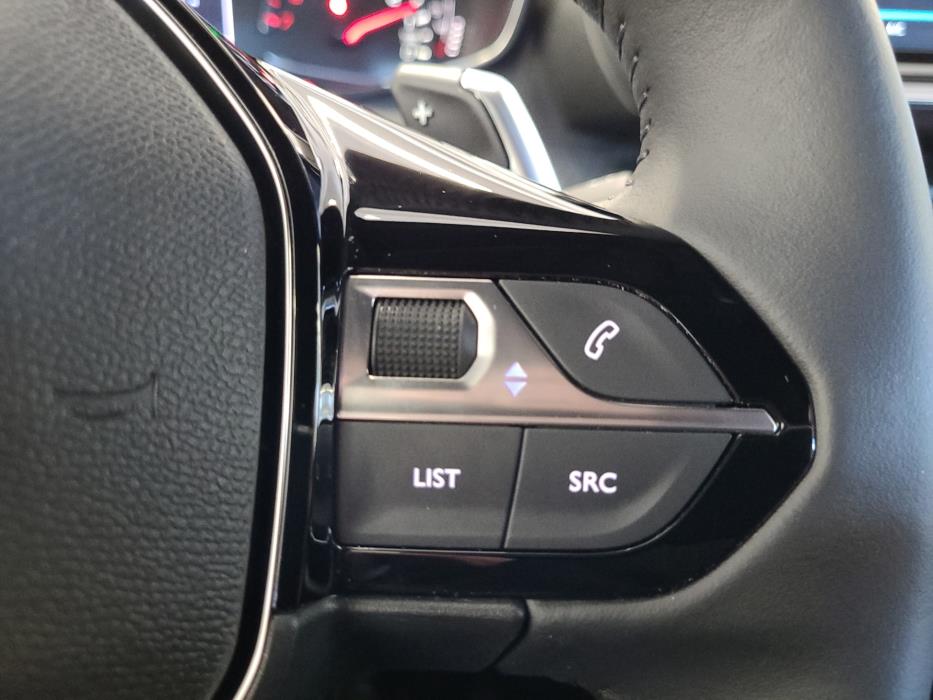 PEUGEOT 2008 2024