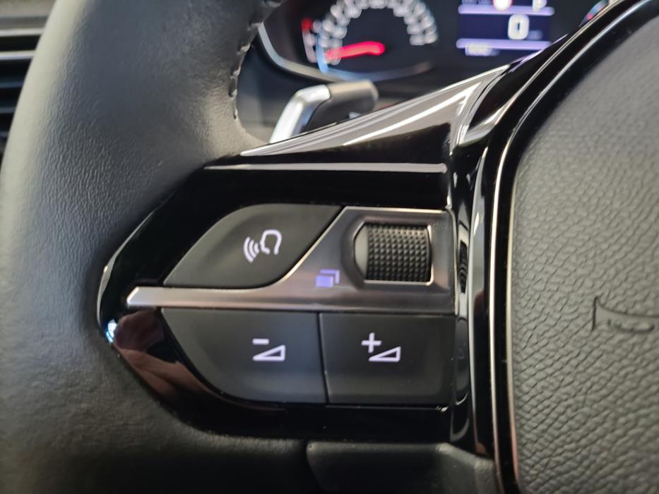 PEUGEOT 2008 2024
