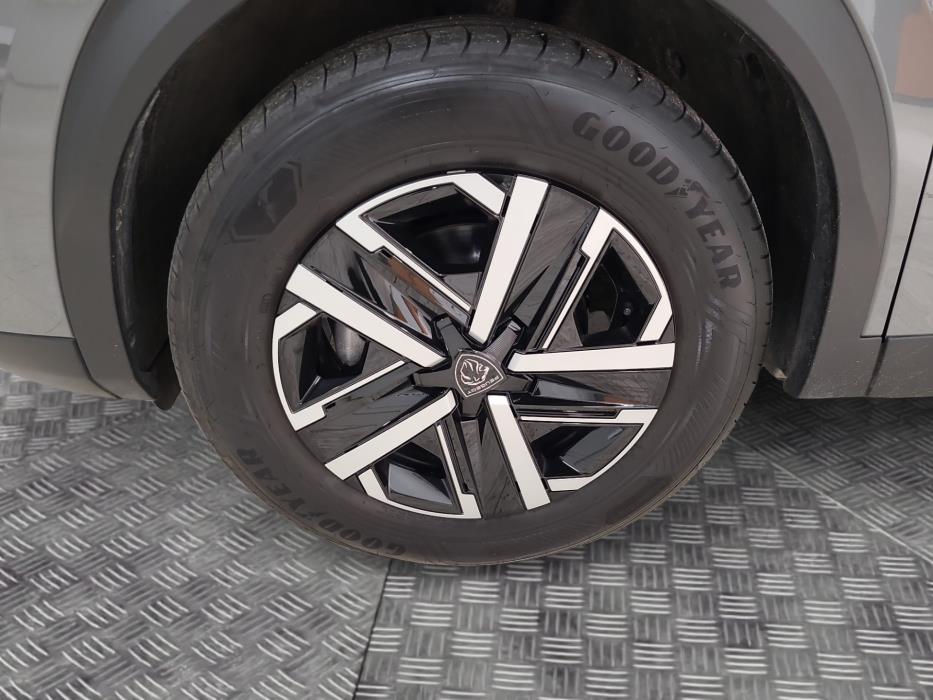 PEUGEOT 2008 2024