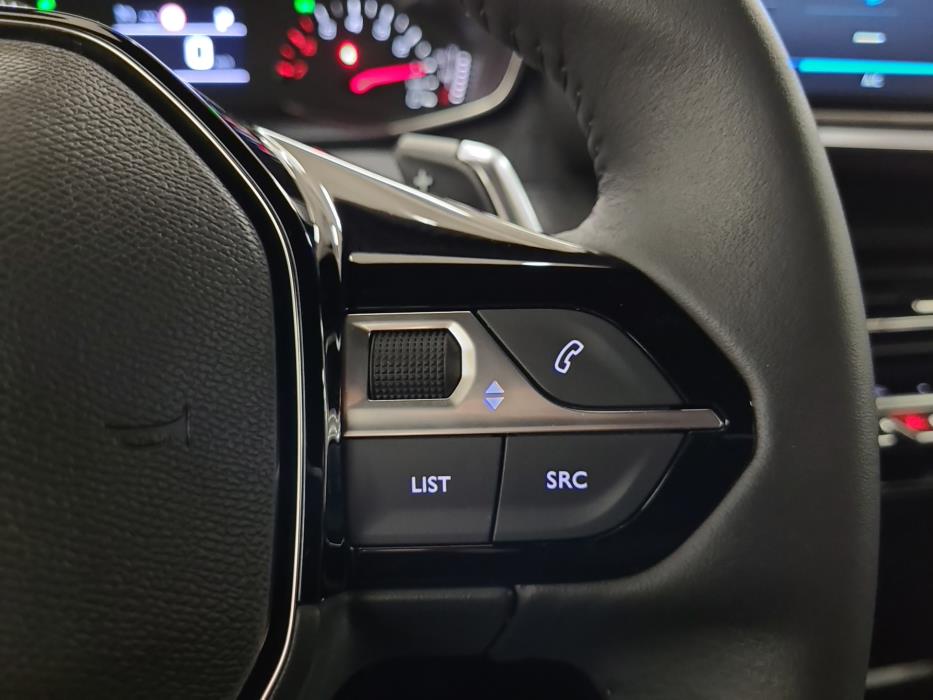 PEUGEOT 2008 2024