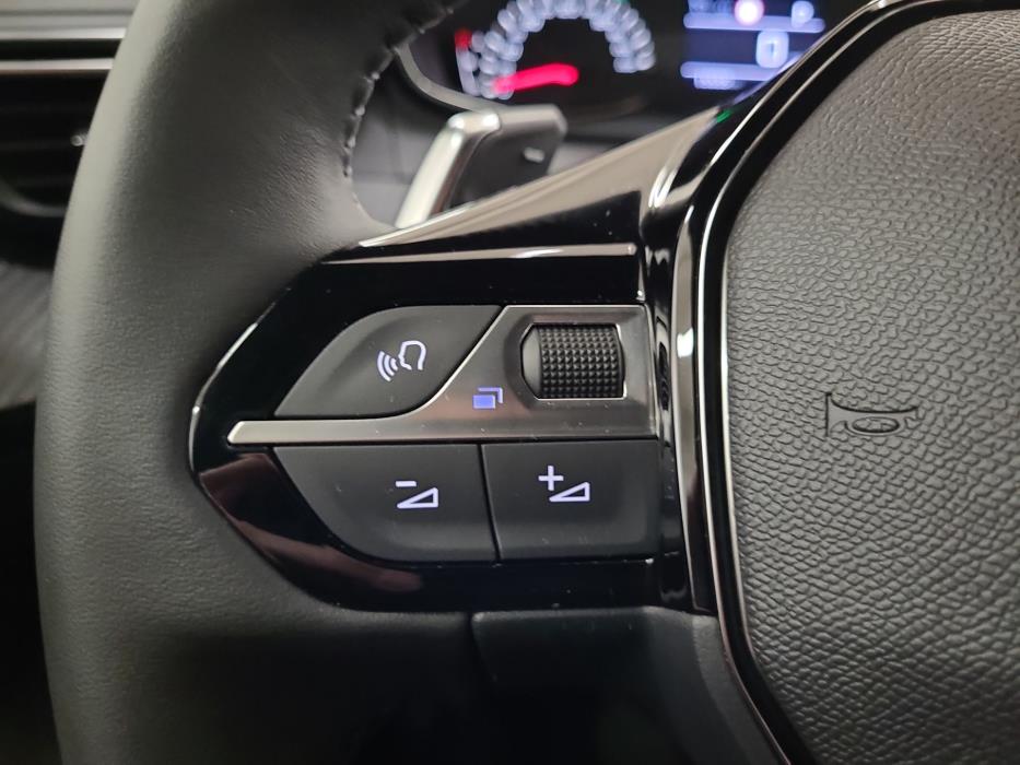 PEUGEOT 2008 2024