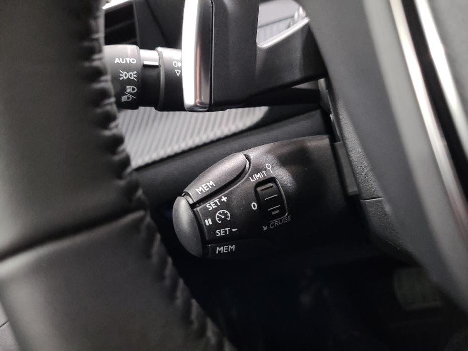 PEUGEOT 2008 2024