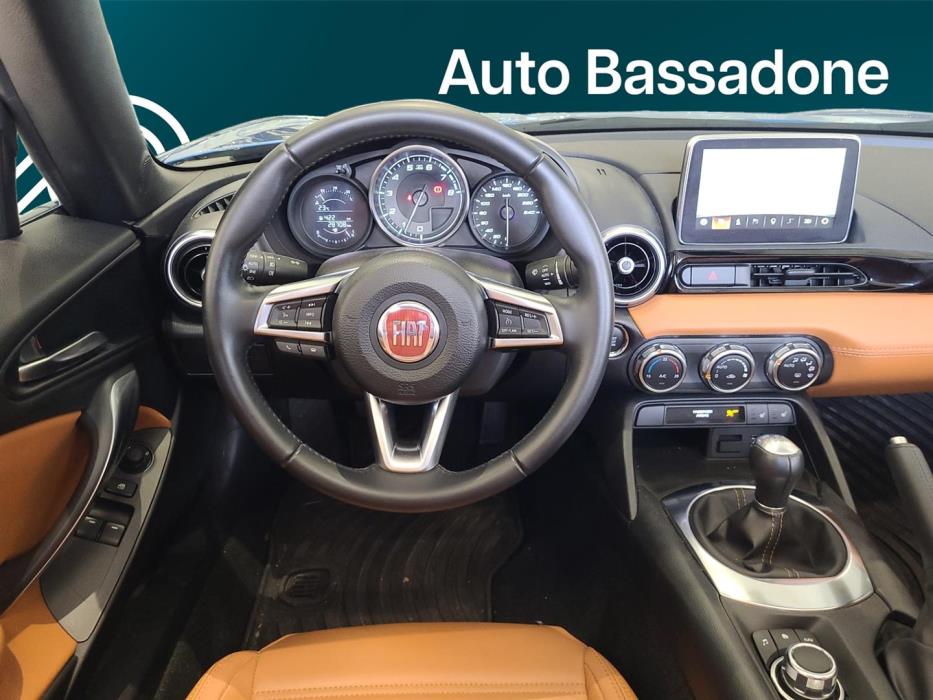 FIAT 124 Spider 2018