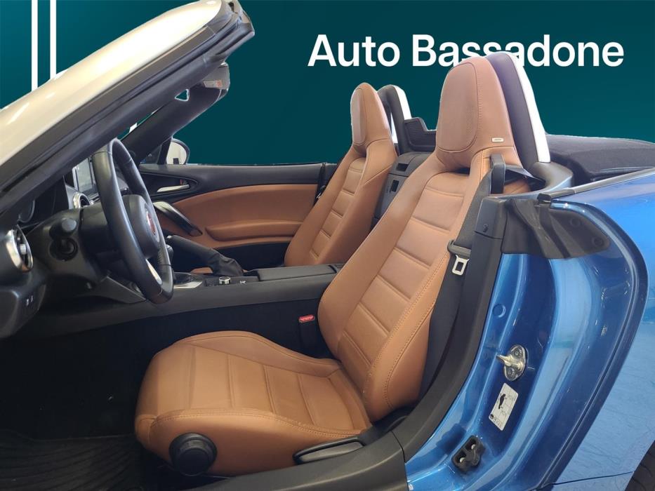 FIAT 124 Spider 2018