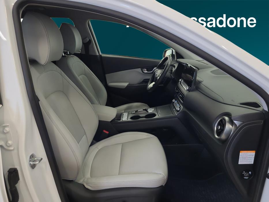 HYUNDAI Kona 2021