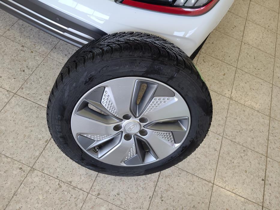 HYUNDAI Kona 2021