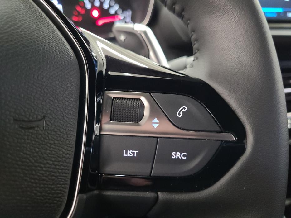 PEUGEOT 2008 2024