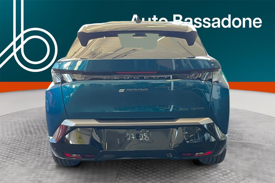 Peugeot E-3008 2026