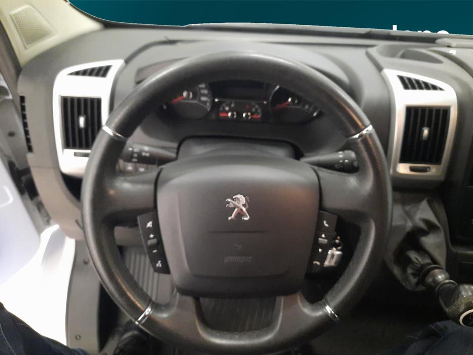 PEUGEOT Boxer 2023