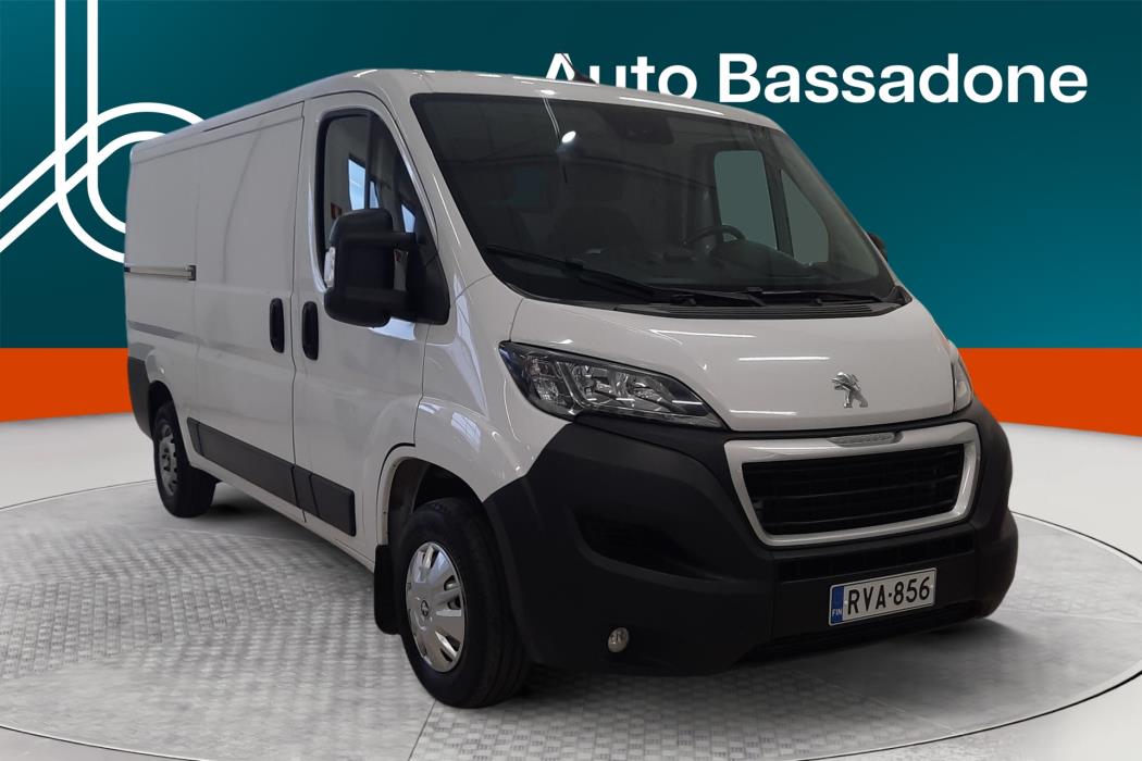 PEUGEOT Boxer 2023