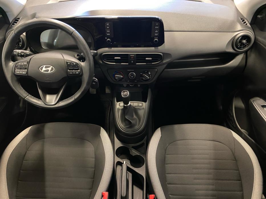 HYUNDAI i10 2024