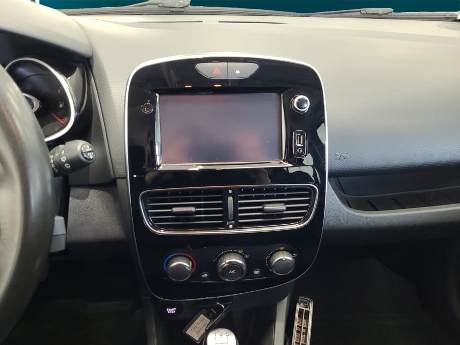 RENAULT Clio 2017