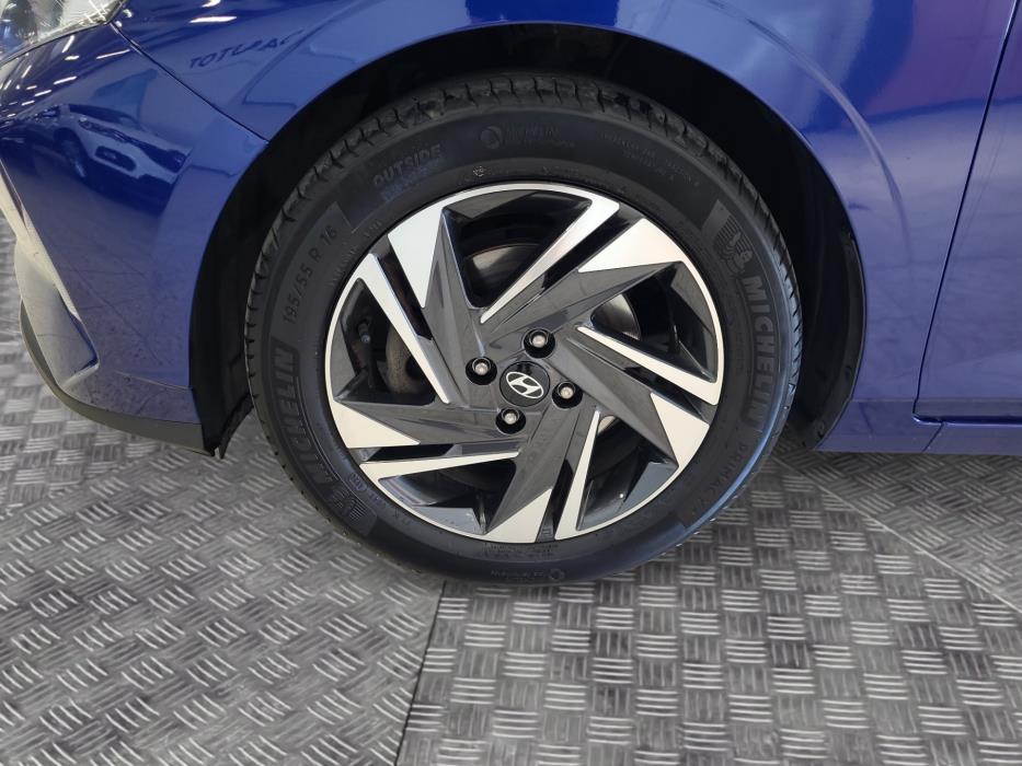 HYUNDAI i20 Hatchback 2021