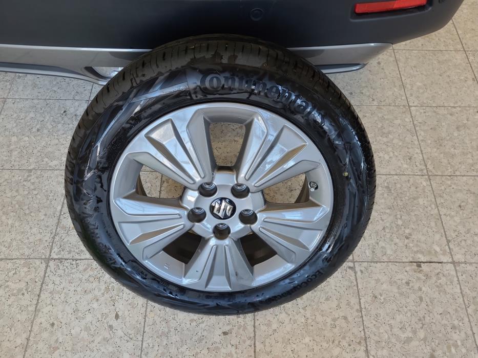 SUZUKI Vitara 2025