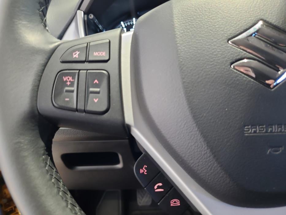 SUZUKI Vitara 2025