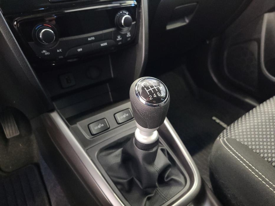 SUZUKI Vitara 2025