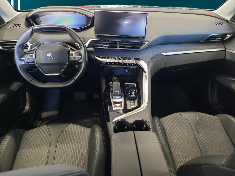 PEUGEOT 3008 2021