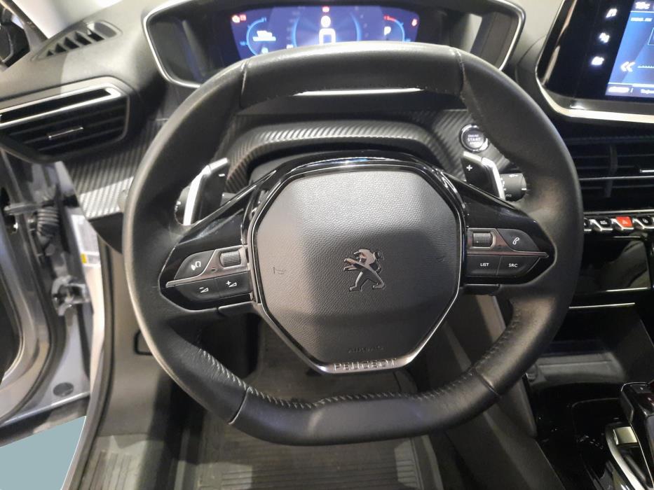 PEUGEOT 2008 2021