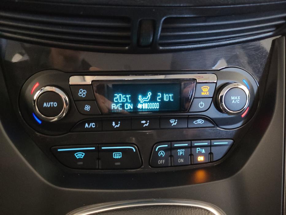 FORD Kuga 2016