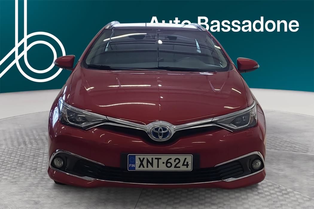 TOYOTA Auris 2016