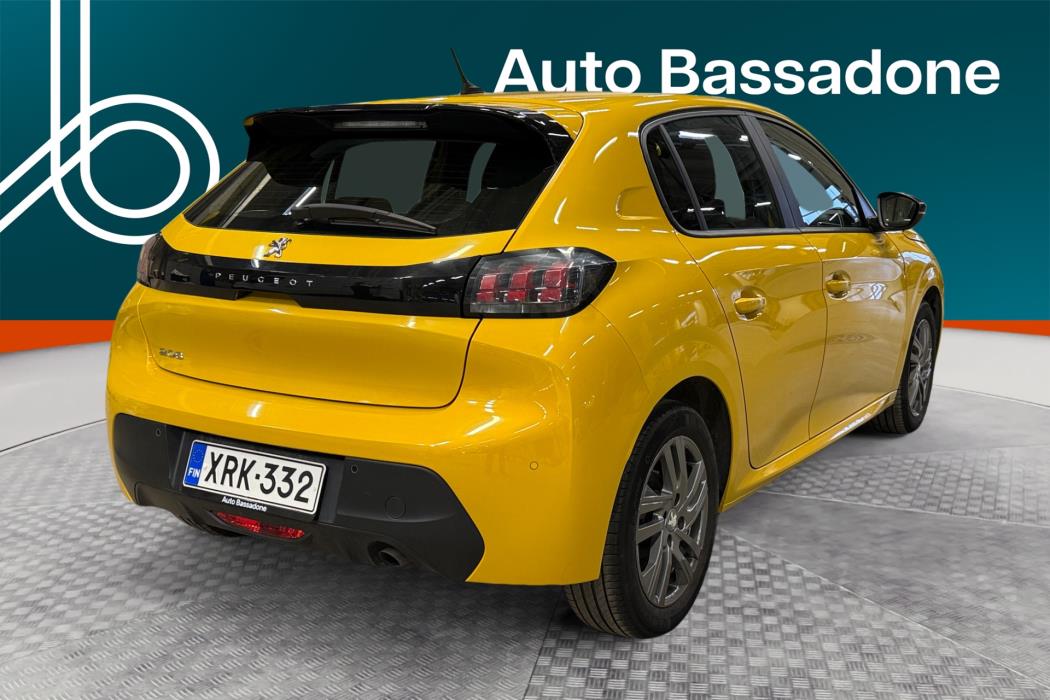PEUGEOT 208 2022