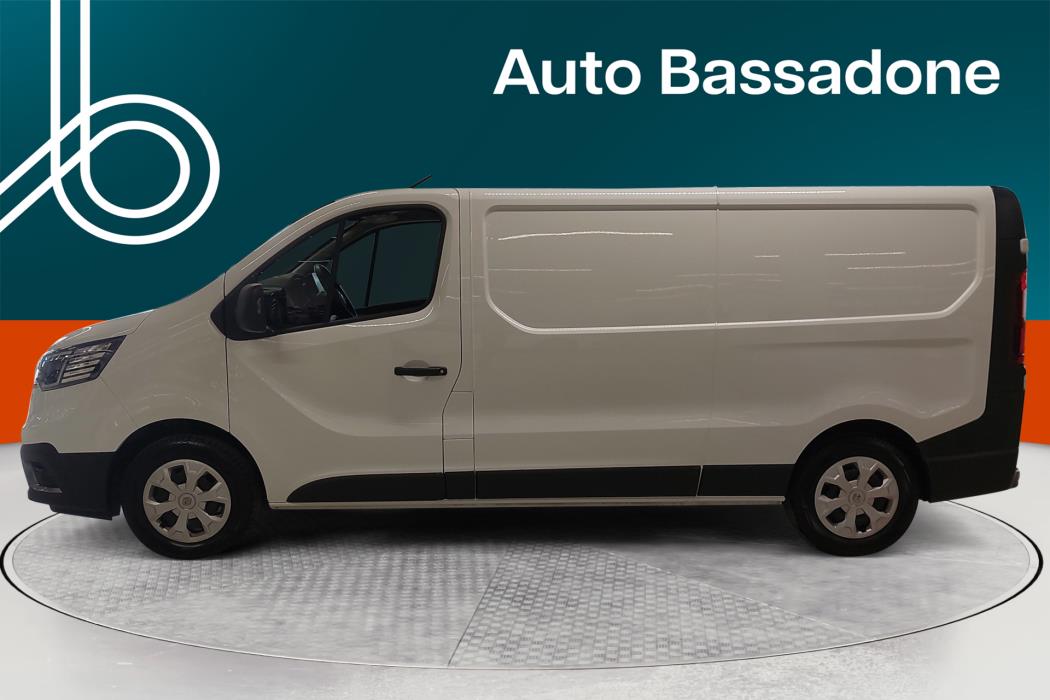 RENAULT Trafic 2023