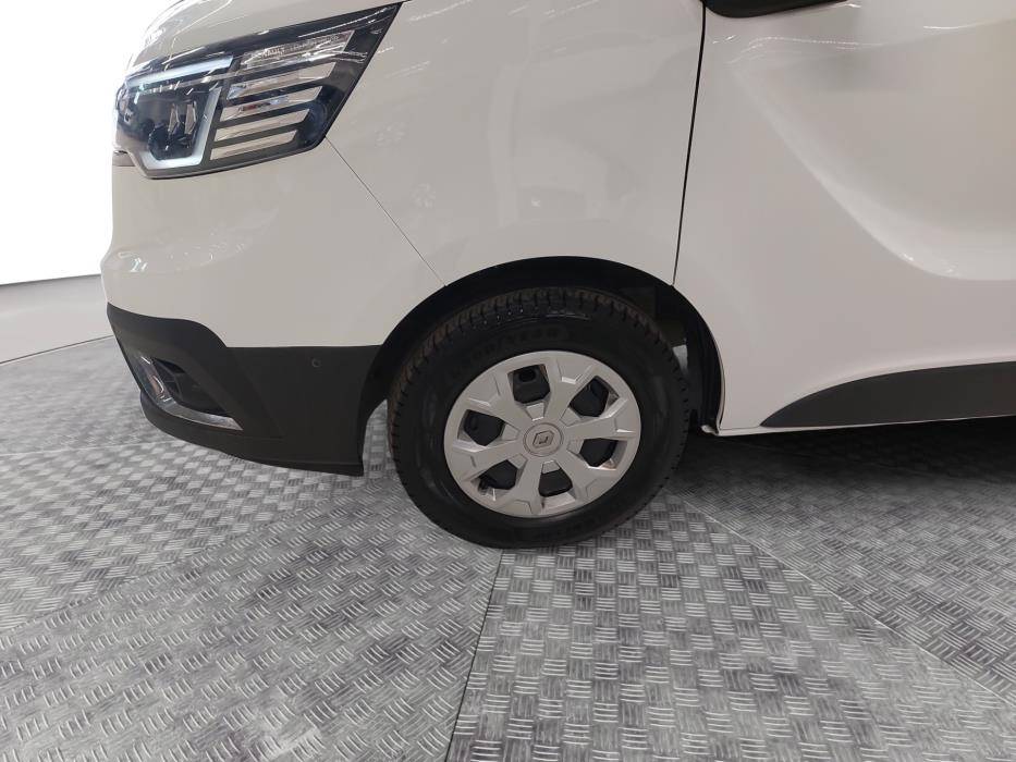 RENAULT Trafic 2023