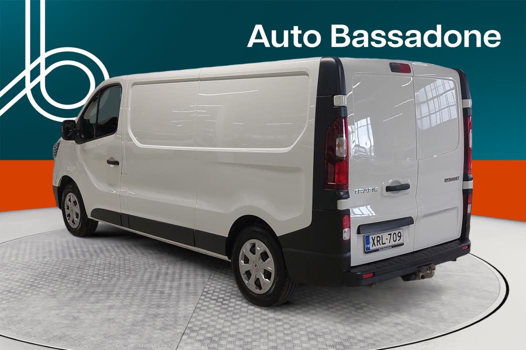 RENAULT Trafic 2023
