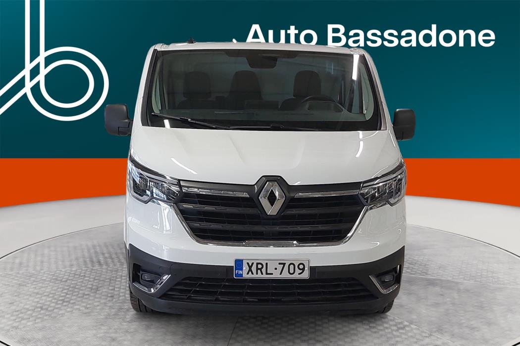 RENAULT Trafic 2023