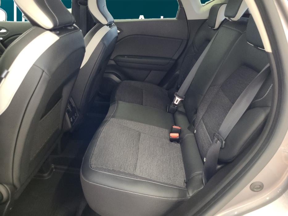 RENAULT Captur 2023