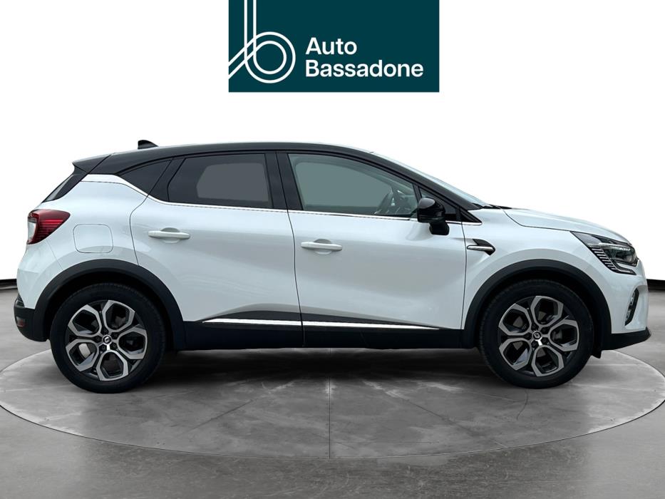 RENAULT Captur 2023