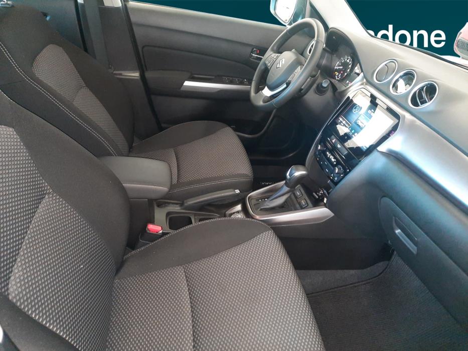 SUZUKI Vitara 2025