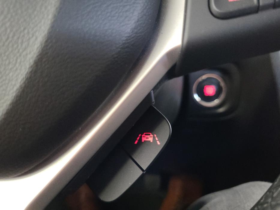 SUZUKI Vitara 2025