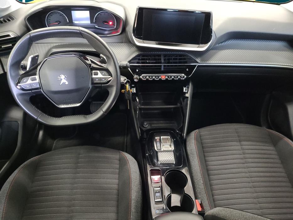 PEUGEOT 208 2022