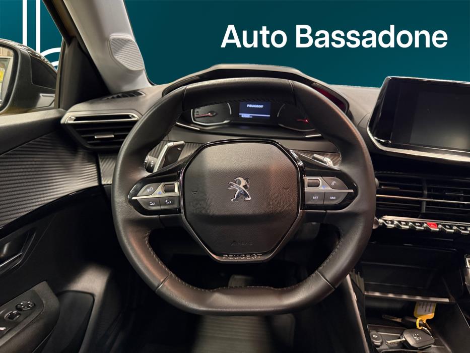 PEUGEOT 208 2022
