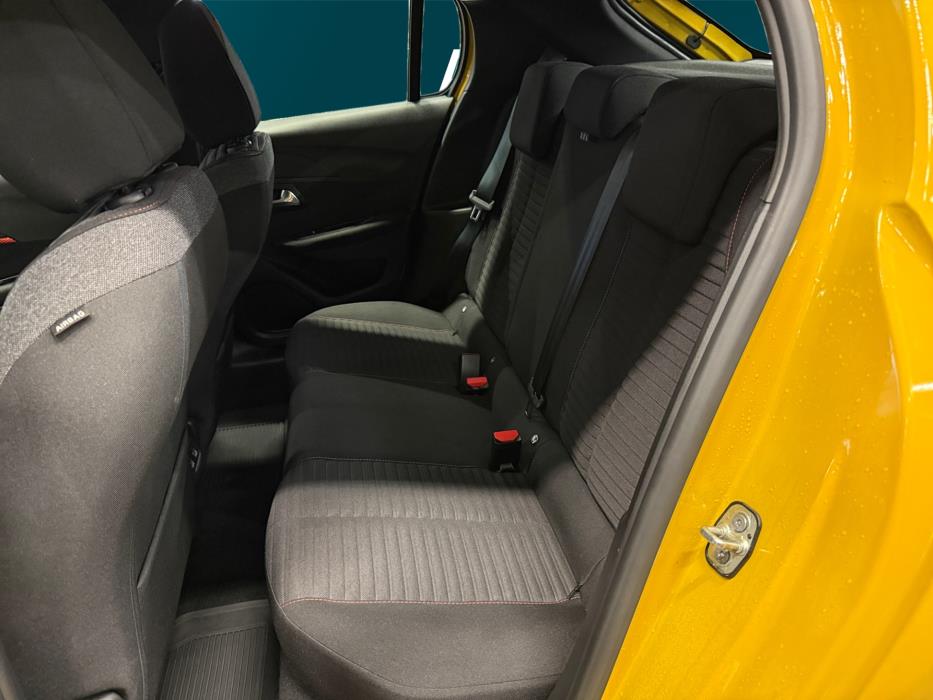 PEUGEOT 208 2022
