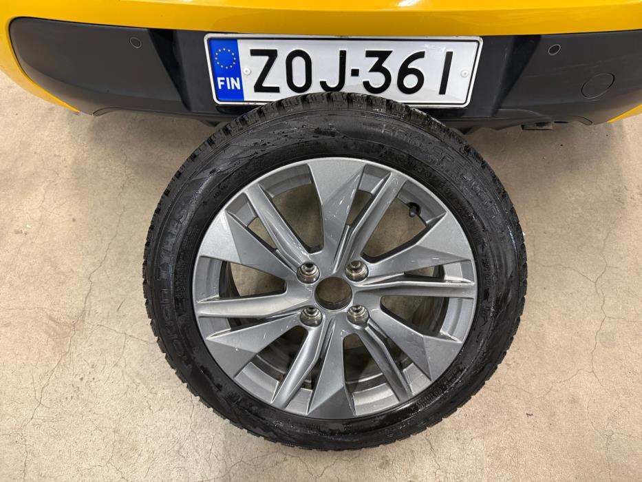 PEUGEOT 208 2022
