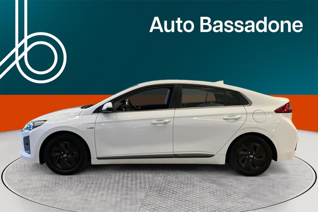 HYUNDAI IONIQ HYBRID 2018