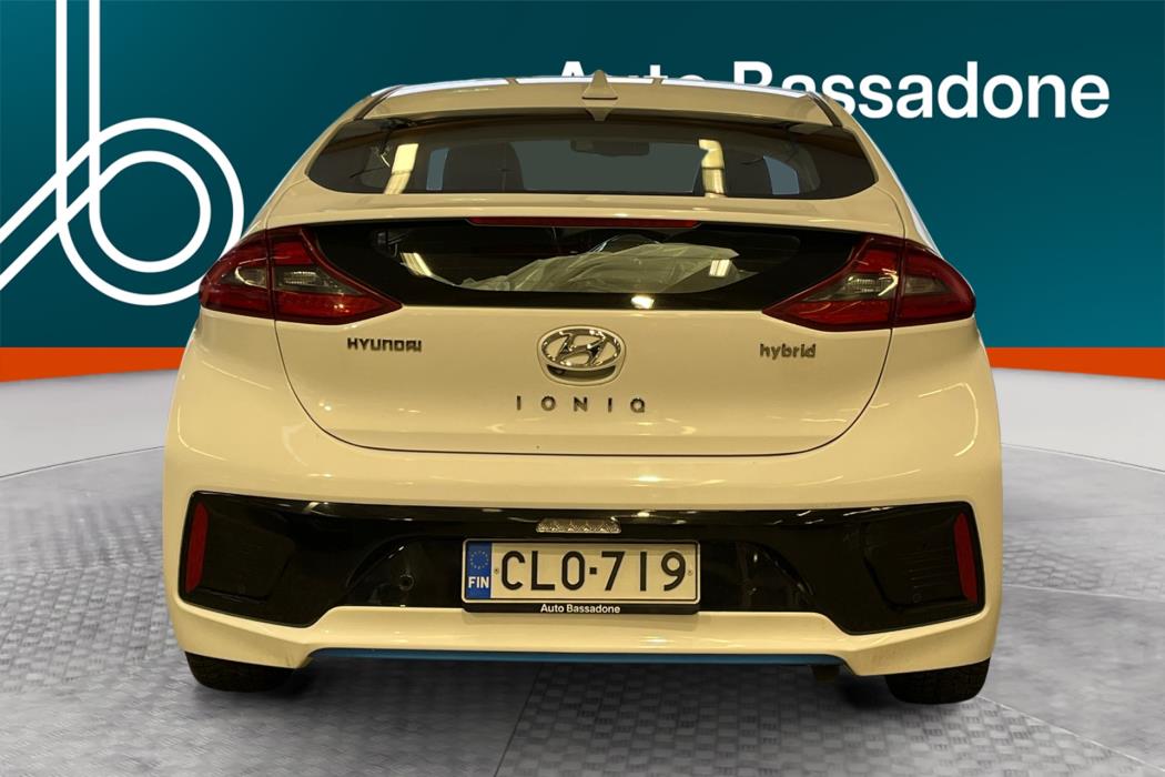 HYUNDAI IONIQ HYBRID 2018