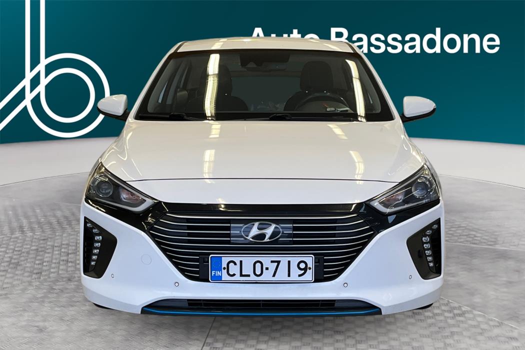HYUNDAI IONIQ HYBRID 2018