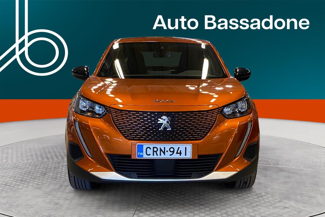 PEUGEOT e-2008 2023