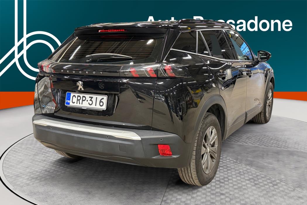 PEUGEOT e-2008 2023